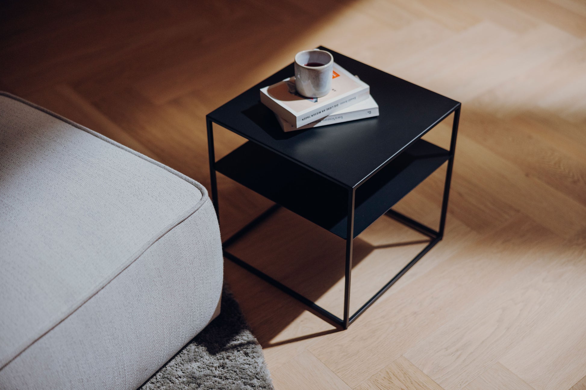 FIRE FRAME Lounge Tisch für SPIN